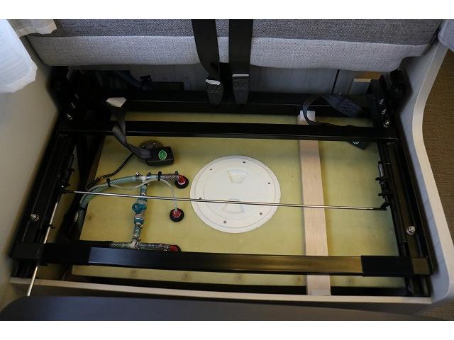 カムロード 　キャンピングカー　キャブコン　アネックス　リバティ５２ＤＢ　ディーゼル　４ＷＤ　家庭用エアコン　床暖房　温水ボイラー　サイドオーニング　カセットトイレ　冷蔵庫　マックスファン（36枚目）