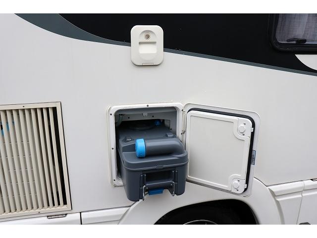 カムロード 　キャンピングカー　キャブコン　アネックス　リバティ５２ＤＢ　ディーゼル　４ＷＤ　家庭用エアコン　床暖房　温水ボイラー　サイドオーニング　カセットトイレ　冷蔵庫　マックスファン（62枚目）