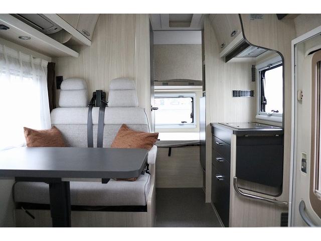 カムロード 　キャンピングカー　キャブコン　アネックス　リバティ５２ＤＢ　ディーゼル　４ＷＤ　家庭用エアコン　床暖房　温水ボイラー　サイドオーニング　カセットトイレ　冷蔵庫　マックスファン（75枚目）