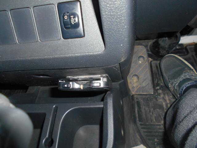 ハイゼットトラック スタンダード　４ＷＤ　エアバック　エアコン　パワステ　オートマ（12枚目）