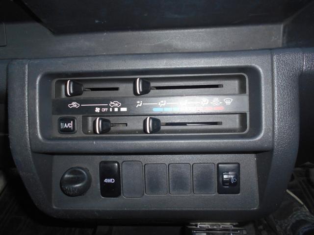 ハイゼットトラック スタンダード　４ＷＤ　エアバック　エアコン　パワステ　オートマ（13枚目）