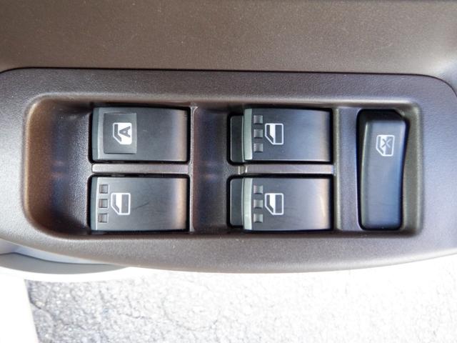 X ユルリ 特別限定車 キナコメタリック 社外オーディオ DVD再生 USB入力端子 ベンチシート キーレスエントリー スマートキー 電動格納ミラー エンジンスターター 社外14インチAW UVカットガラス(16枚目)