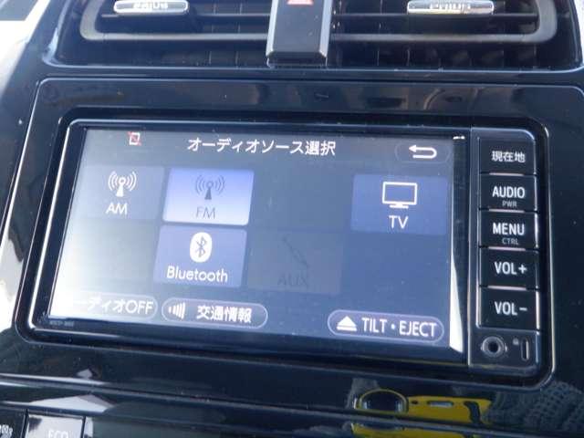 プリウス Ｓ　純正ナビ　ワンセグＴＶ　Ｂｌｕｅｔｏｏｔｈ　Ｂモニター　ドライブレコーダー　ＬＥＤヘッドライト　オートライト　フロントフォグランプ　社外１５インチアルミホイール　保証付き（17枚目）