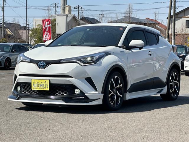 Ｃ－ＨＲ Ｇ　ＴＲＤフルエアロ　トヨタセーフティセンス　９インチフルセグナビ　バックカメラ　ハーフレザーシート　スマートキー　プッシュスタート（2枚目）