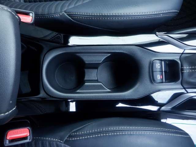 カローラツーリング ダブルバイビー　トヨタセーフティセンス　ブラインドスポットモニター　アダプティブクルーズ　オートマチックハイビーム　ハーフレザーシート　純正９型ナビ　フルセグ　Ｂｌｕｅｔｏｏｔｈ　Ｂモニター　ＥＴＣ　純正１７ＡＷ（24枚目）