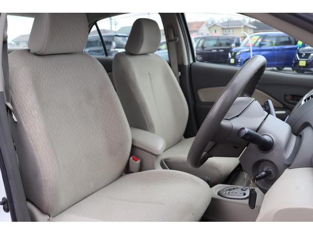 ベルタ Ｘ　車検整備付　３ヶ月ｏｒ３０００ｋｍ保証付　キーレス　社外ナビ　フルセグ対応　Ｂｌｕｅｔｏｏｔｈ　ＤＶＤ再生　社外１４インチアルミ（9枚目）