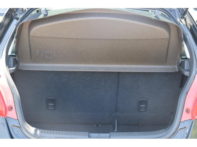 デミオ １３Ｓ　車検整備付　１年保証　走行距離無制限　ＡＢＳ　キーレス　フォグ　社外ナビ　ワンセグＴＶ　ＥＴＣ　ＡＵＸ　社外１５インチアルミ（14枚目）