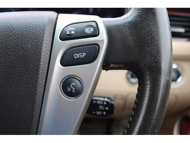 クラウン ロイヤルサルーン　車検整備付　１ヶ月ｏｒ１０００ｋｍ保証付　ＥＴＣ　スマートキー　Ｐスタート　クルーズコントロール　ＨＩＤヘッドライト　電格ミラー　ナビ　ＴＶ　Ｂカメラ　パワーシート　ＣＤ　ＤＶＤ再生　盗難防止システム（32枚目）