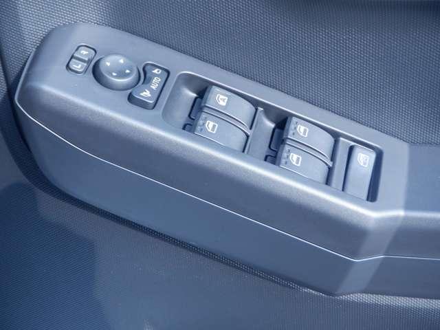 タフト Ｘ　届出済未使用車　スマートアシスト　ステレオカメラ　クリアランスソナー　レーンアシスト　スカイフィールトップ　フルＬＥＤヘッドライト　オートマチックハイビーム　電動パーキングブレーキ　Ｂカメラ（7枚目）