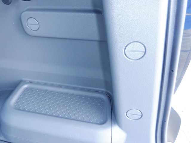 タフト Ｘ　届出済未使用車　スマートアシスト　ステレオカメラ　クリアランスソナー　レーンアシスト　スカイフィールトップ　フルＬＥＤヘッドライト　オートマチックハイビーム　電動パーキングブレーキ　Ｂカメラ（28枚目）