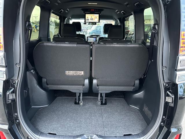 ヴォクシー ハイブリッドＺＳ　煌ＩＩ　１０型フルセグナビ　バックカメラ　フリップダウンモニター　トヨタセーフティセンス　ドライブレコーダー　ＬＥＤヘッドライト　両側電動スライドドア（22枚目）