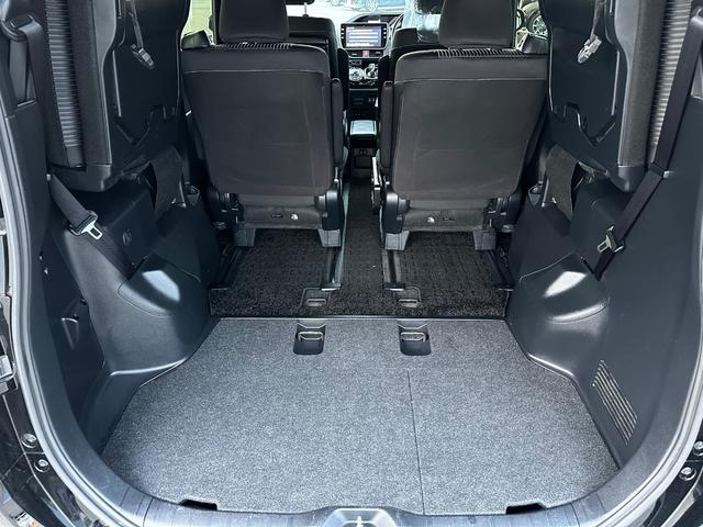 ヴォクシー ハイブリッドＺＳ　煌ＩＩ　１０型フルセグナビ　バックカメラ　フリップダウンモニター　トヨタセーフティセンス　ドライブレコーダー　ＬＥＤヘッドライト　両側電動スライドドア（23枚目）