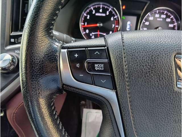 クラウン アスリートＳ　プリクラッシュセーフティ　レーダークルーズ　クリアランスソナー　純正ＨＤＤナビ　フルセグ　Ｂｌｕｅｔｏｏｔｈ　Ｂカメラ　ＥＴＣ　前席パワーシート　ＨＩＤヘッドライト＆フォグランプ　純正１７インチアルミ（16枚目）