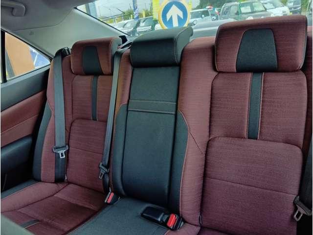 クラウン アスリートＳ　プリクラッシュセーフティ　レーダークルーズ　クリアランスソナー　純正ＨＤＤナビ　フルセグ　Ｂｌｕｅｔｏｏｔｈ　Ｂカメラ　ＥＴＣ　前席パワーシート　ＨＩＤヘッドライト＆フォグランプ　純正１７インチアルミ（47枚目）