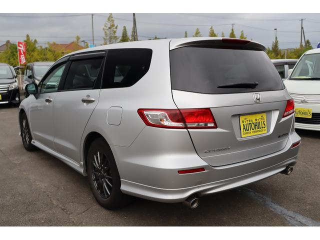 オデッセイ アブソルート　車検整備付　３ヶ月ｏｒ３０００ｋｍ保証付　キーレス　ＥＴＣ　ＨＩＤライト　フォグランプ　純正ナビ　フルセグＴＶ　ＤＶＤ再生　フロント・サイド・バックカメラ　社外１６インチアルミ（6枚目）