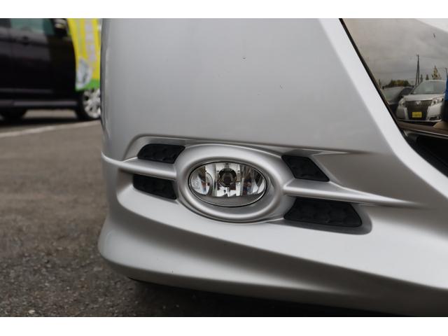 オデッセイ アブソルート　車検整備付　３ヶ月ｏｒ３０００ｋｍ保証付　キーレス　ＥＴＣ　ＨＩＤライト　フォグランプ　純正ナビ　フルセグＴＶ　ＤＶＤ再生　フロント・サイド・バックカメラ　社外１６インチアルミ（9枚目）