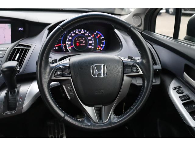オデッセイ アブソルート　車検整備付　３ヶ月ｏｒ３０００ｋｍ保証付　キーレス　ＥＴＣ　ＨＩＤライト　フォグランプ　純正ナビ　フルセグＴＶ　ＤＶＤ再生　フロント・サイド・バックカメラ　社外１６インチアルミ（17枚目）