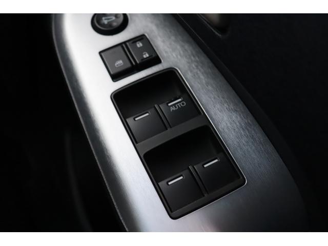 オデッセイ アブソルート　車検整備付　３ヶ月ｏｒ３０００ｋｍ保証付　キーレス　ＥＴＣ　ＨＩＤライト　フォグランプ　純正ナビ　フルセグＴＶ　ＤＶＤ再生　フロント・サイド・バックカメラ　社外１６インチアルミ（32枚目）