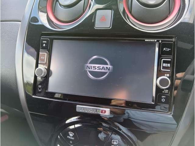 ノート e-パワーニスモ エマージェンシーブレーキ アラウンドビューモニター レーンアシスト クリアランスソナー インテリジェントルームミラー LEDヘッドライト 純正ナビ フルセグ Bluetooth DVD再生 純正AW(3枚目)