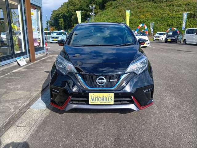 ノート e-パワーニスモ エマージェンシーブレーキ アラウンドビューモニター レーンアシスト クリアランスソナー インテリジェントルームミラー LEDヘッドライト 純正ナビ フルセグ Bluetooth DVD再生 純正AW(10枚目)