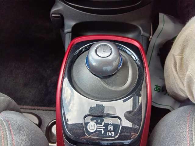 ノート e-パワーニスモ エマージェンシーブレーキ アラウンドビューモニター レーンアシスト クリアランスソナー インテリジェントルームミラー LEDヘッドライト 純正ナビ フルセグ Bluetooth DVD再生 純正AW(21枚目)