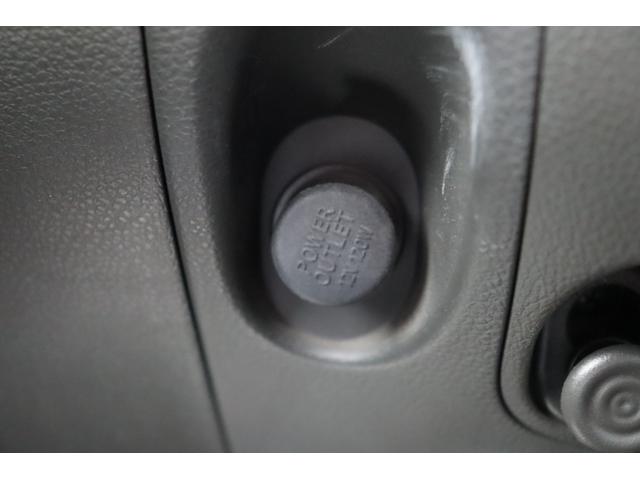 キューブ １５Ｘ　Ｖセレクション　車検整備付　１年保証付　走行距離無制限　スマートキー　プッシュスタート　ＥＴＣ　アイドリングストップ　フォグランプ　純正ナビ　ワンセグＴＶ　バックカメラ　社外１５インチアルミ（31枚目）