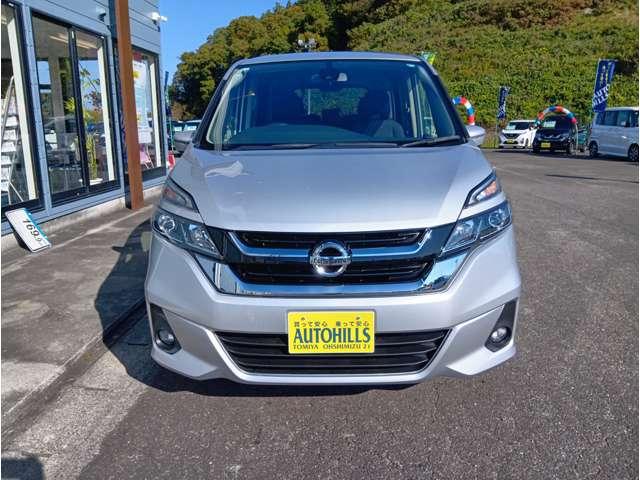 セレナ Ｇ　４ＷＤ　エマージェンシーブレーキ　純正９型ナビ　フルセグ　Ｂｌｕｅｔｏｏｔｈ　Ｂｌｕ－ｒａｙ再生　純正後席モニター　Ｂカメラ　ＥＴＣ　全席ＵＳＢ　ＬＥＤヘッドライト　クルコン　純正１５インチＡＷ（12枚目）