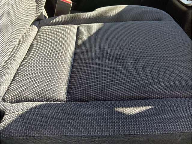 セレナ Ｇ　４ＷＤ　エマージェンシーブレーキ　純正９型ナビ　フルセグ　Ｂｌｕｅｔｏｏｔｈ　Ｂｌｕ－ｒａｙ再生　純正後席モニター　Ｂカメラ　ＥＴＣ　全席ＵＳＢ　ＬＥＤヘッドライト　クルコン　純正１５インチＡＷ（16枚目）