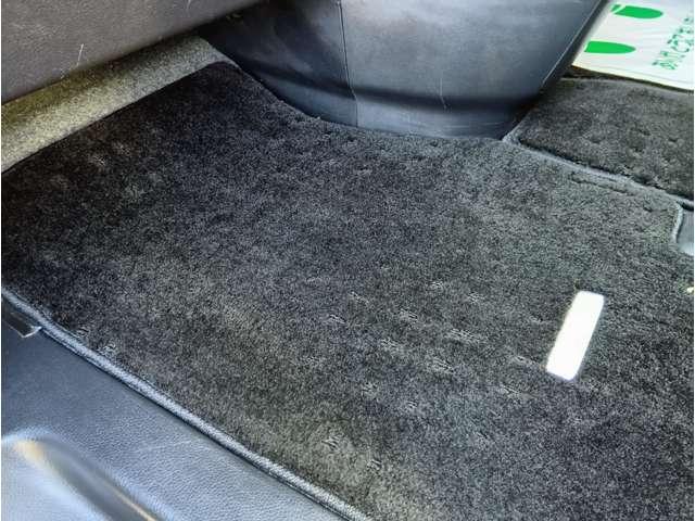 セレナ Ｇ　４ＷＤ　エマージェンシーブレーキ　純正９型ナビ　フルセグ　Ｂｌｕｅｔｏｏｔｈ　Ｂｌｕ－ｒａｙ再生　純正後席モニター　Ｂカメラ　ＥＴＣ　全席ＵＳＢ　ＬＥＤヘッドライト　クルコン　純正１５インチＡＷ（36枚目）