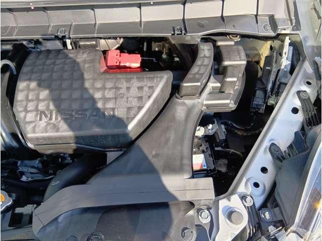 セレナ Ｇ　４ＷＤ　エマージェンシーブレーキ　純正９型ナビ　フルセグ　Ｂｌｕｅｔｏｏｔｈ　Ｂｌｕ－ｒａｙ再生　純正後席モニター　Ｂカメラ　ＥＴＣ　全席ＵＳＢ　ＬＥＤヘッドライト　クルコン　純正１５インチＡＷ（56枚目）