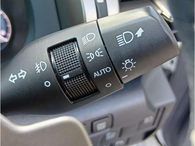 ＩＳ ＩＳ３００ｈ　バージョンＬ　純正ナビ　黒革シート　メモリ機能付パワーシート　クリアランスソナー　レーダークルーズ　シートヒーター＆ベンチレーター　電動リアサンシェード　純正１７インチＡＷ　バックカメラ　ＥＴＣ　取説・記録簿（26枚目）