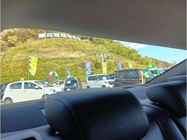 ＩＳ ＩＳ３００ｈ　バージョンＬ　純正ナビ　黒革シート　メモリ機能付パワーシート　クリアランスソナー　レーダークルーズ　シートヒーター＆ベンチレーター　電動リアサンシェード　純正１７インチＡＷ　バックカメラ　ＥＴＣ　取説・記録簿（54枚目）