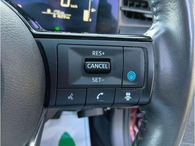 ノート X 純正9型メーカーOPナビ プロパイロット エマージェンシーブレーキ 全方位モニター インテリジェントルームミラー BSM ハイビームアシスト ドライブレコーダー ETC2.0 純正16インチAW(5枚目)