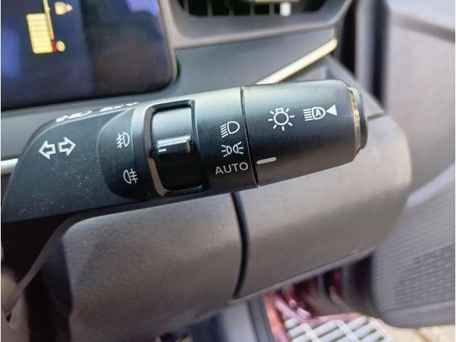 ノート X 純正9型メーカーOPナビ プロパイロット エマージェンシーブレーキ 全方位モニター インテリジェントルームミラー BSM ハイビームアシスト ドライブレコーダー ETC2.0 純正16インチAW(18枚目)