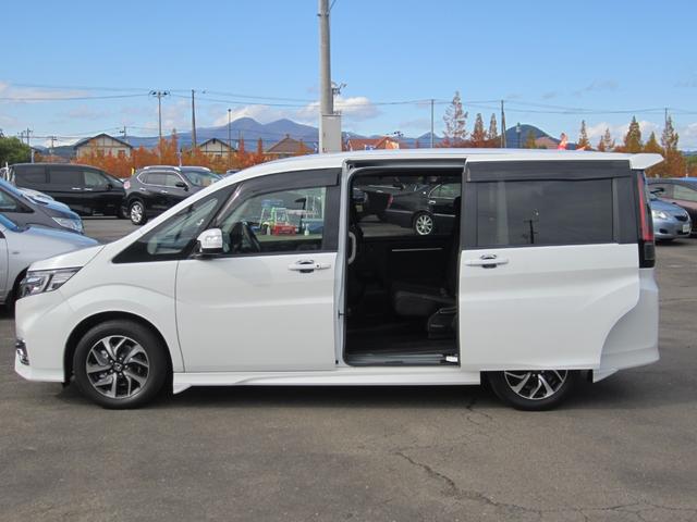 ステップワゴンスパーダ スパーダ 純正9インチフルセグナビ/ブルートゥース/フリップダウンモニター/バックカメラ LEDヘッドライト/スマートキー&プッシュスタート/エンジンスターター/電動スライドドア 後期モデル(6枚目)