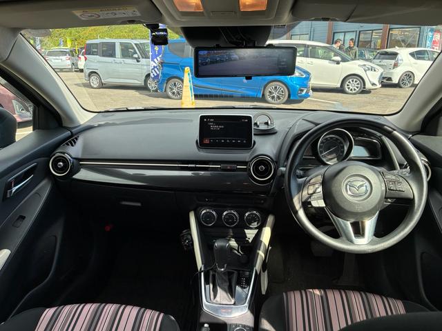 デミオ ＸＤ　アーバンスタイリッシュモード　４ＷＤ　ディーゼル　ターボ　レーダーブレーキ　ワンオーナー　フルセグナビ　バックカメラ　ミラー型前後ドラレコ　エンジンスターター　スマートキー　プッシュスタート　ＬＥＤヘッドライト（5枚目）