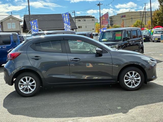 デミオ ＸＤ　アーバンスタイリッシュモード　４ＷＤ　ディーゼル　ターボ　レーダーブレーキ　ワンオーナー　フルセグナビ　バックカメラ　ミラー型前後ドラレコ　エンジンスターター　スマートキー　プッシュスタート　ＬＥＤヘッドライト（21枚目）