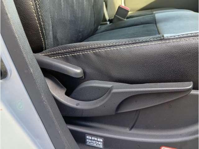 タント カスタムRS トップエディションSA スマートアシスト 両側電動スライドドア エコアイドル 純正8V型ナビ フルセグTV DVD再生 Bluetooth Bカメラ HIDヘッドライト ハーフレザーシート 純正15インチAW 保証付き(17枚目)