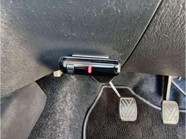 ジムニー XC シルキーシルバーメタリック 5MT パートタイム4WD 社外16インチAW フォグランプ キーレスエントリー 電格ミラー 社外ナビ フルセグTV ETC 取説・記録簿 保証付き(7枚目)