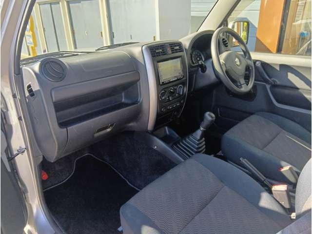 ジムニー XC シルキーシルバーメタリック 5MT パートタイム4WD 社外16インチAW フォグランプ キーレスエントリー 電格ミラー 社外ナビ フルセグTV ETC 取説・記録簿 保証付き(25枚目)