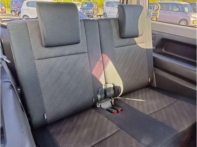 ジムニー XC シルキーシルバーメタリック 5MT パートタイム4WD 社外16インチAW フォグランプ キーレスエントリー 電格ミラー 社外ナビ フルセグTV ETC 取説・記録簿 保証付き(31枚目)