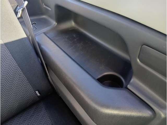 ジムニー XC シルキーシルバーメタリック 5MT パートタイム4WD 社外16インチAW フォグランプ キーレスエントリー 電格ミラー 社外ナビ フルセグTV ETC 取説・記録簿 保証付き(34枚目)