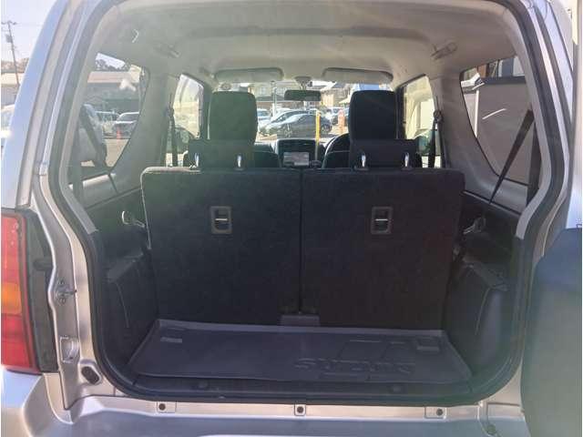 ジムニー XC シルキーシルバーメタリック 5MT パートタイム4WD 社外16インチAW フォグランプ キーレスエントリー 電格ミラー 社外ナビ フルセグTV ETC 取説・記録簿 保証付き(35枚目)