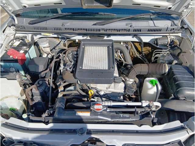 ジムニー XC シルキーシルバーメタリック 5MT パートタイム4WD 社外16インチAW フォグランプ キーレスエントリー 電格ミラー 社外ナビ フルセグTV ETC 取説・記録簿 保証付き(40枚目)