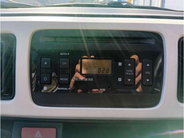 アルト Ｆ　シフォンアイボリーメタリック　オートギアシフト　キーレスエントリー　純正オーディオ　ＡＵＸ接続　ＡＢＳ　横滑り防止機能　ライトレベライザー　保証付き（3枚目）