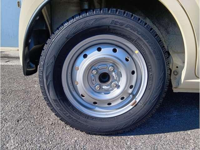 アルト Ｆ　シフォンアイボリーメタリック　オートギアシフト　キーレスエントリー　純正オーディオ　ＡＵＸ接続　ＡＢＳ　横滑り防止機能　ライトレベライザー　保証付き（44枚目）