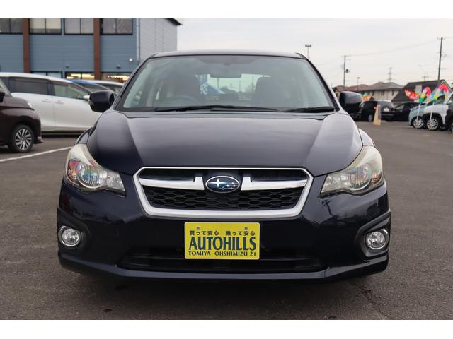 インプレッサスポーツ ２．０ｉ　車検整備付　１年保証付　走行距離無制限　キーレス　オートクルーズ　ＥＴＣ　フォグランプ　社外ナビ　フルセグＴＶ　Ｂｌｕｅｔｏｏｔｈ　ＤＶＤ再生　バックカメラ　純１６アルミ　アイドリングストップ（4枚目）