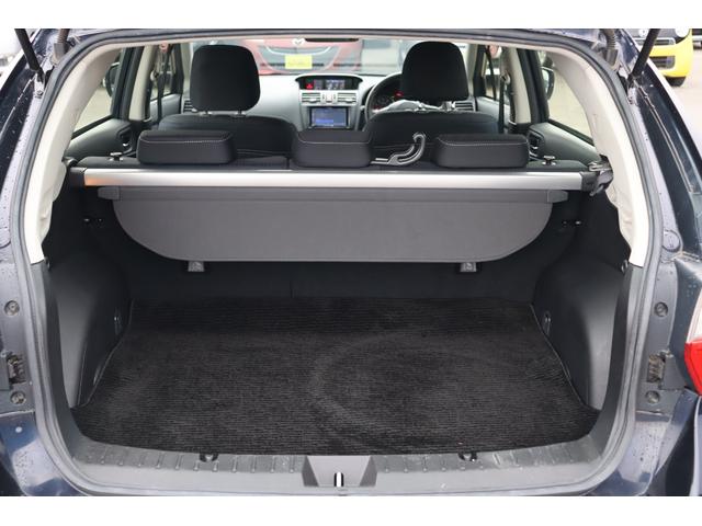 インプレッサスポーツ ２．０ｉ　車検整備付　１年保証付　走行距離無制限　キーレス　オートクルーズ　ＥＴＣ　フォグランプ　社外ナビ　フルセグＴＶ　Ｂｌｕｅｔｏｏｔｈ　ＤＶＤ再生　バックカメラ　純１６アルミ　アイドリングストップ（14枚目）