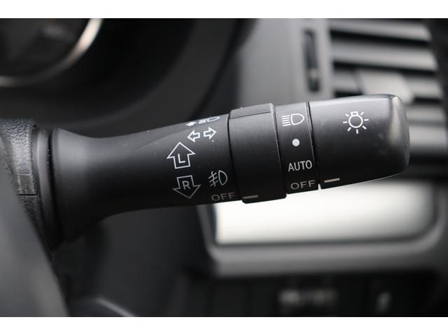 インプレッサスポーツ ２．０ｉ　車検整備付　１年保証付　走行距離無制限　キーレス　オートクルーズ　ＥＴＣ　フォグランプ　社外ナビ　フルセグＴＶ　Ｂｌｕｅｔｏｏｔｈ　ＤＶＤ再生　バックカメラ　純１６アルミ　アイドリングストップ（31枚目）