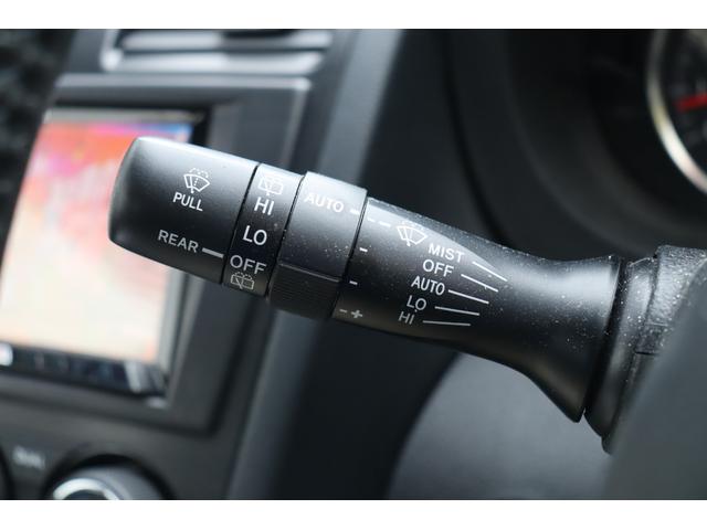インプレッサスポーツ ２．０ｉ　車検整備付　１年保証付　走行距離無制限　キーレス　オートクルーズ　ＥＴＣ　フォグランプ　社外ナビ　フルセグＴＶ　Ｂｌｕｅｔｏｏｔｈ　ＤＶＤ再生　バックカメラ　純１６アルミ　アイドリングストップ（32枚目）
